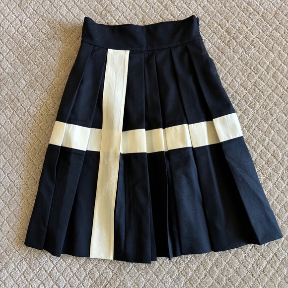 Abaete Black and White Skirt Size 0
